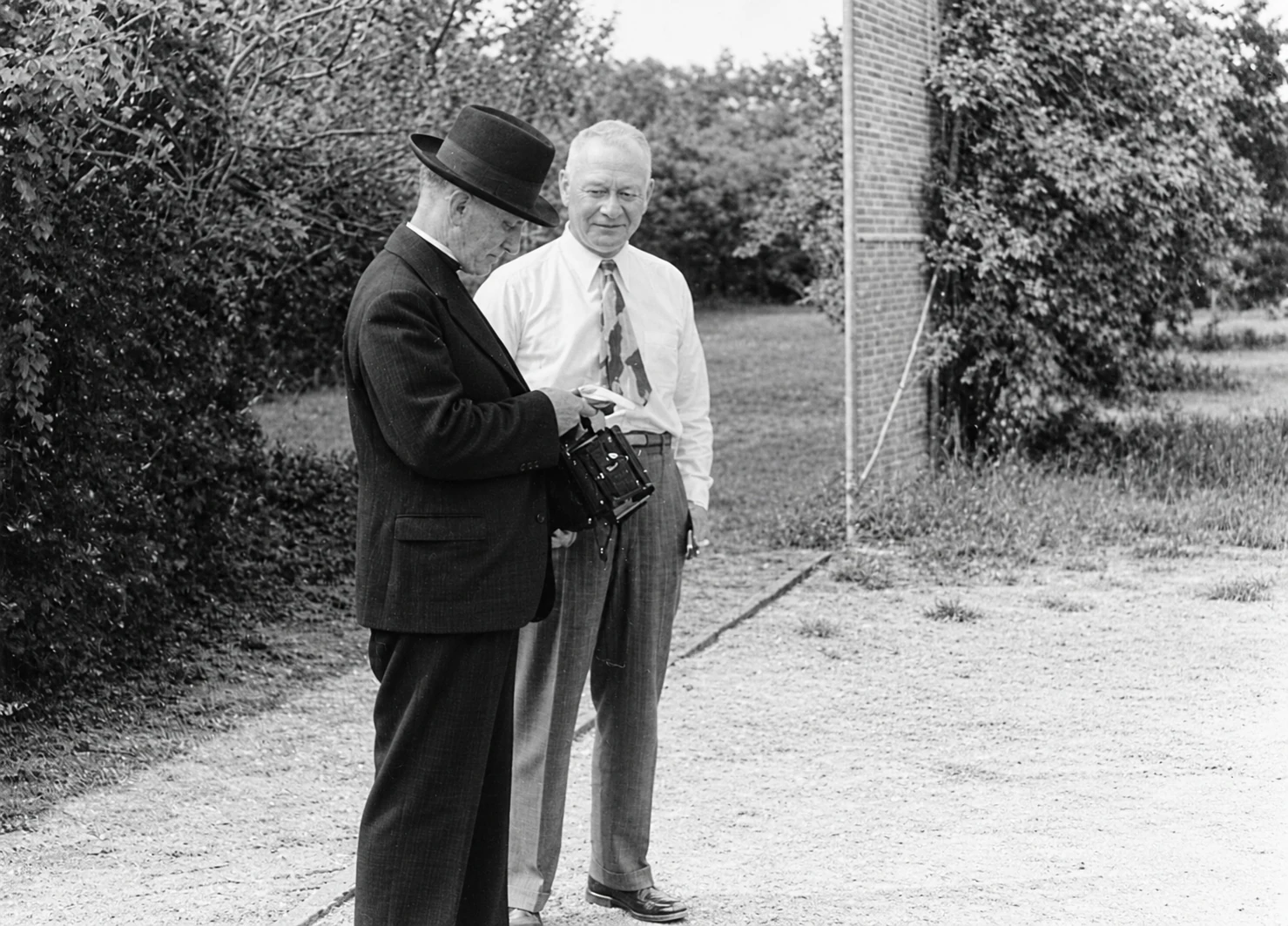 Padre D. Amor y Alert Phillips en 1947